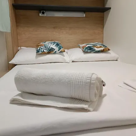 Mobile Jadre I مكان تخييم *