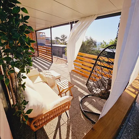 Mobile Jadre I مكان تخييم